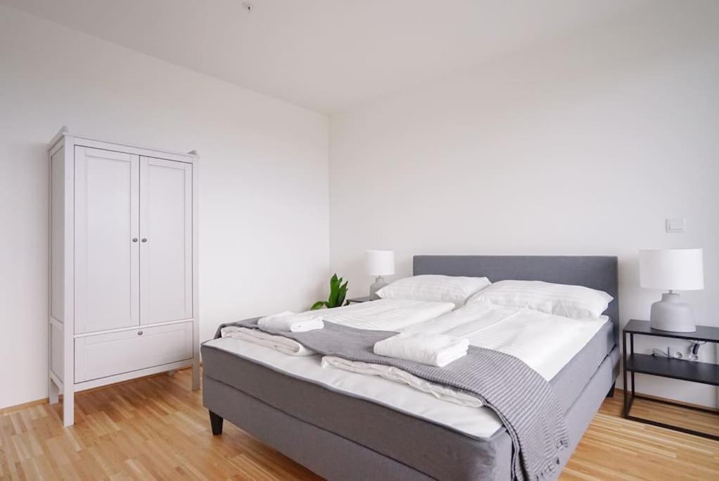 Oberlaa New Apartment - 15 Min To City 비엔나 외부 사진